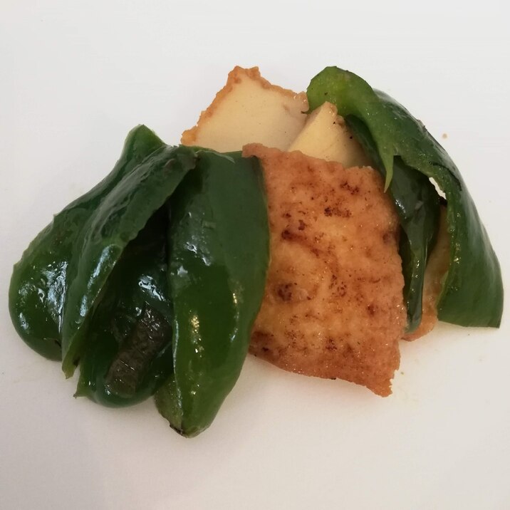 厚揚げとピーマンの炒め物